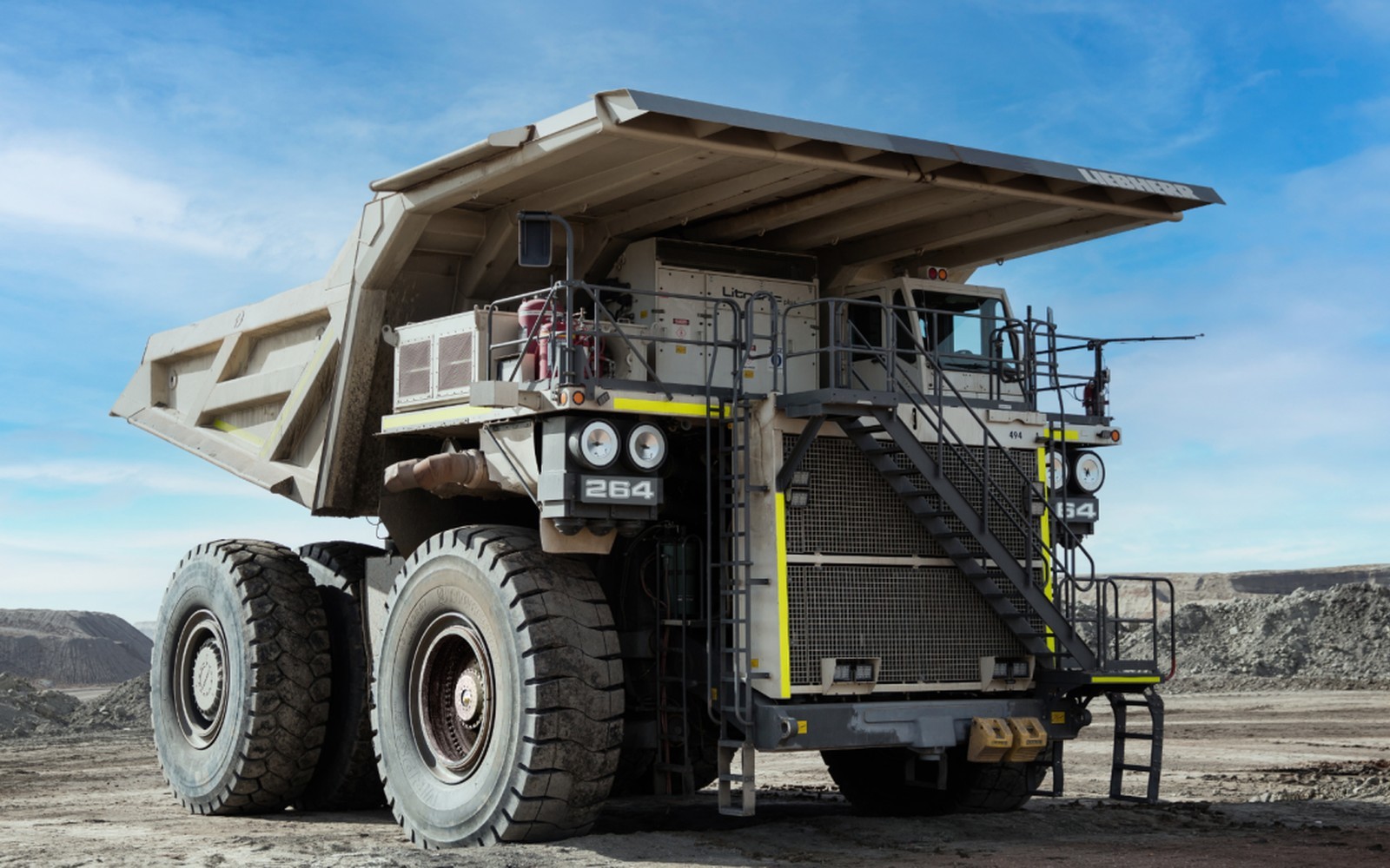 Liebherr T 264 Haul Truck Financing